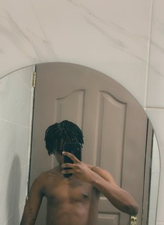 Hayden - Male escort in Nairobi Photo 5 of 5
