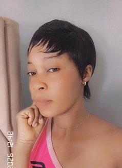 Hayler Lien - escort in Muscat Photo 1 of 3