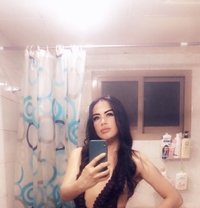 Hazal - Transsexual escort in Dubai