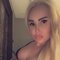 Hazal - escort in Doha Photo 2 of 12