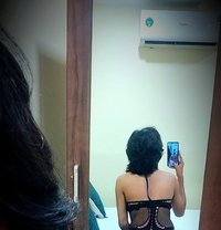 Hazel - Transsexual escort in Kolkata