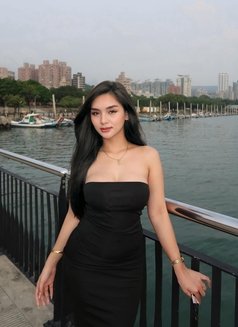 Hazel Maryyy - escort in Cebu City Photo 1 of 13