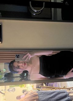 Hazel Nut - Transsexual escort in Makati City Photo 9 of 10