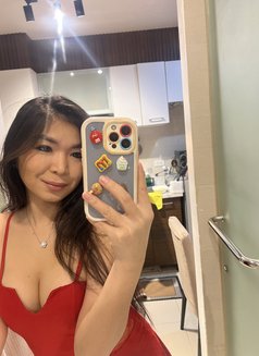Hazel Nut - Transsexual escort in Makati City Photo 13 of 17