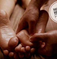 Healing Hand - masseur in Colombo
