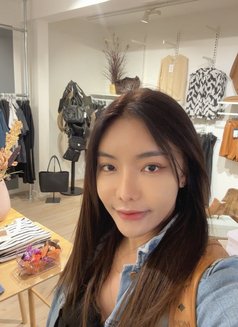 Health Massage - Acompañantes transexual in Pyeongtaek Photo 1 of 1