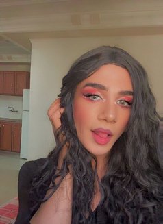 Heam - Acompañantes transexual in Dubai Photo 1 of 3