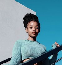 Heather - escort in Guangzhou Photo 1 of 3