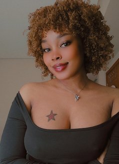 Heather - escort in Khobar Photo 1 of 2