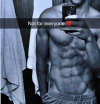 Heaven Massage ,Females ONLY - Acompañantes masculino in Dubai