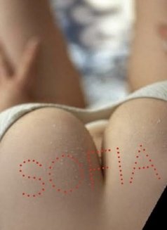 Heaven Sofia - escort in Makati City Photo 4 of 9