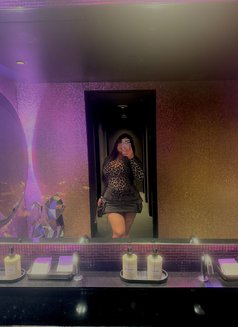 HEAVEN SQUIRTING (CAMSHOW/OUTCALL) - puta in Bangkok Photo 14 of 14