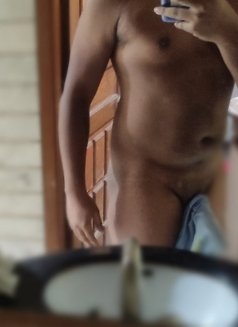 Video and Meetups by BBC - Male escort in Colombo Photo 5 of 6