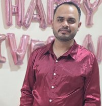 Heavenly Hands Massage - Male escort in Dubai