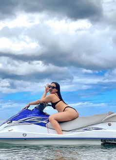 Heavenlyyy - Transsexual escort in Manila Photo 6 of 12