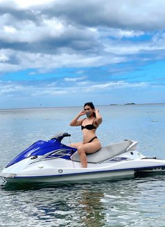 Heavenlyyy - Transsexual escort in Manila Photo 7 of 12
