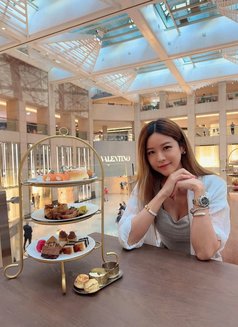 Hebe independent - escort in Hong Kong Photo 1 of 6