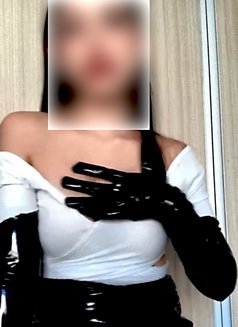 Hecate - Dominatrix In Bangkok - dominatrix in Bangkok Photo 7 of 8