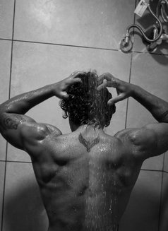 Hedonist Altruist - Male escort in Bangalore Photo 9 of 19