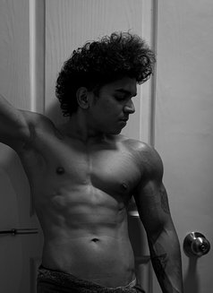 Hedonist Altruist - Male escort in Bangalore Photo 10 of 19