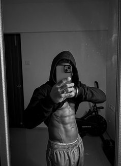 Hedonist Altruist - Male escort in Bangalore Photo 12 of 19