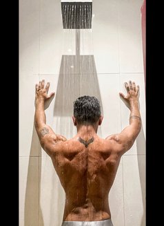 Hedonist Altruist - Male escort in Bangalore Photo 14 of 19
