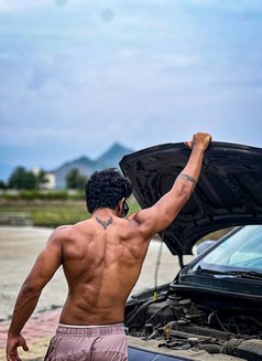 Hedonist Giver - Male escort in Mumbai Photo 12 of 23