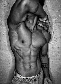 Hedonist Giver - Male escort in Mumbai Photo 14 of 23