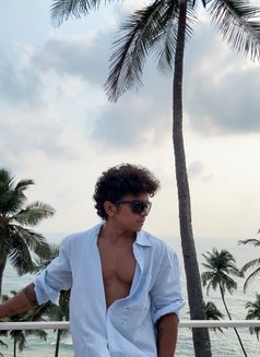 Hedonist Giver - Male escort in Mumbai Photo 24 of 26