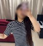 Hee - escort in Navi Mumbai Photo 1 of 2