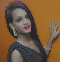 Heena Begum - Transsexual escort in Mumbai