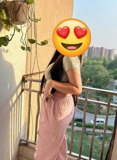 Heena Girls - escort in Chandigarh Photo 2 of 4