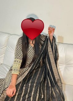 Heena Girls - escort in Chandigarh Photo 4 of 4