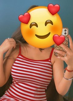 Amisha kaur - escort in Chandigarh Photo 1 of 4