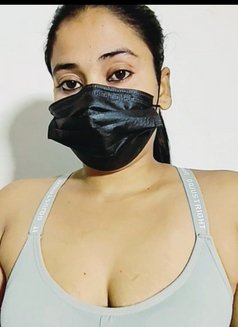 Heena - escort in Ahmedabad Photo 3 of 5