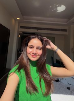 Heena - escort in Hyderabad Photo 2 of 5