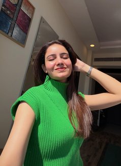 Heena - escort in Hyderabad Photo 4 of 5