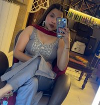 Bhabhi cam .... - escort in Guwahati