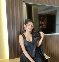 Heena - escort in Mumbai