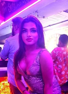 Heena Khan - Transsexual escort in Noida Photo 6 of 11