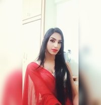 Heena Khan - Transsexual escort in Surat
