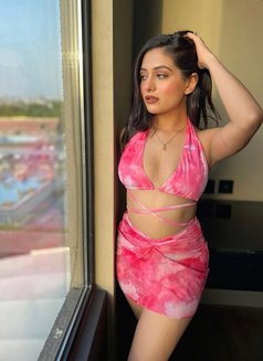 Heenal Roy - puta in Pune Photo 3 of 3