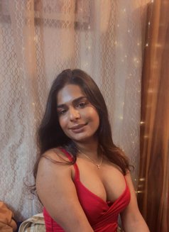Heer Singh - Transsexual escort in New Delhi Photo 3 of 7