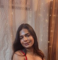 Heer Singh - Transsexual escort in New Delhi