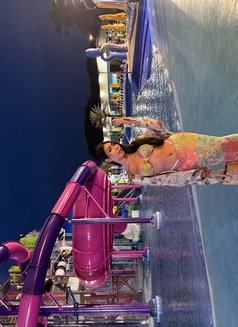 Heetee - Transsexual escort in Hong Kong Photo 9 of 17