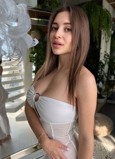 Heh - escort in Amman Photo 6 of 6