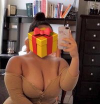 Heidi - escort in Lomé