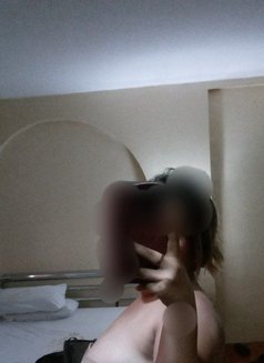 Heidi - escort in Cebu City Photo 5 of 7