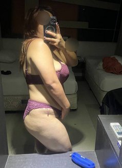 Heidi - escort in Cebu City Photo 7 of 7