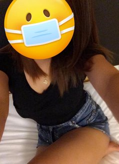 Heidi Newly Arrived - puta in Mumbai Photo 4 of 7